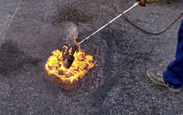 North Rauceby flat roofing repairs